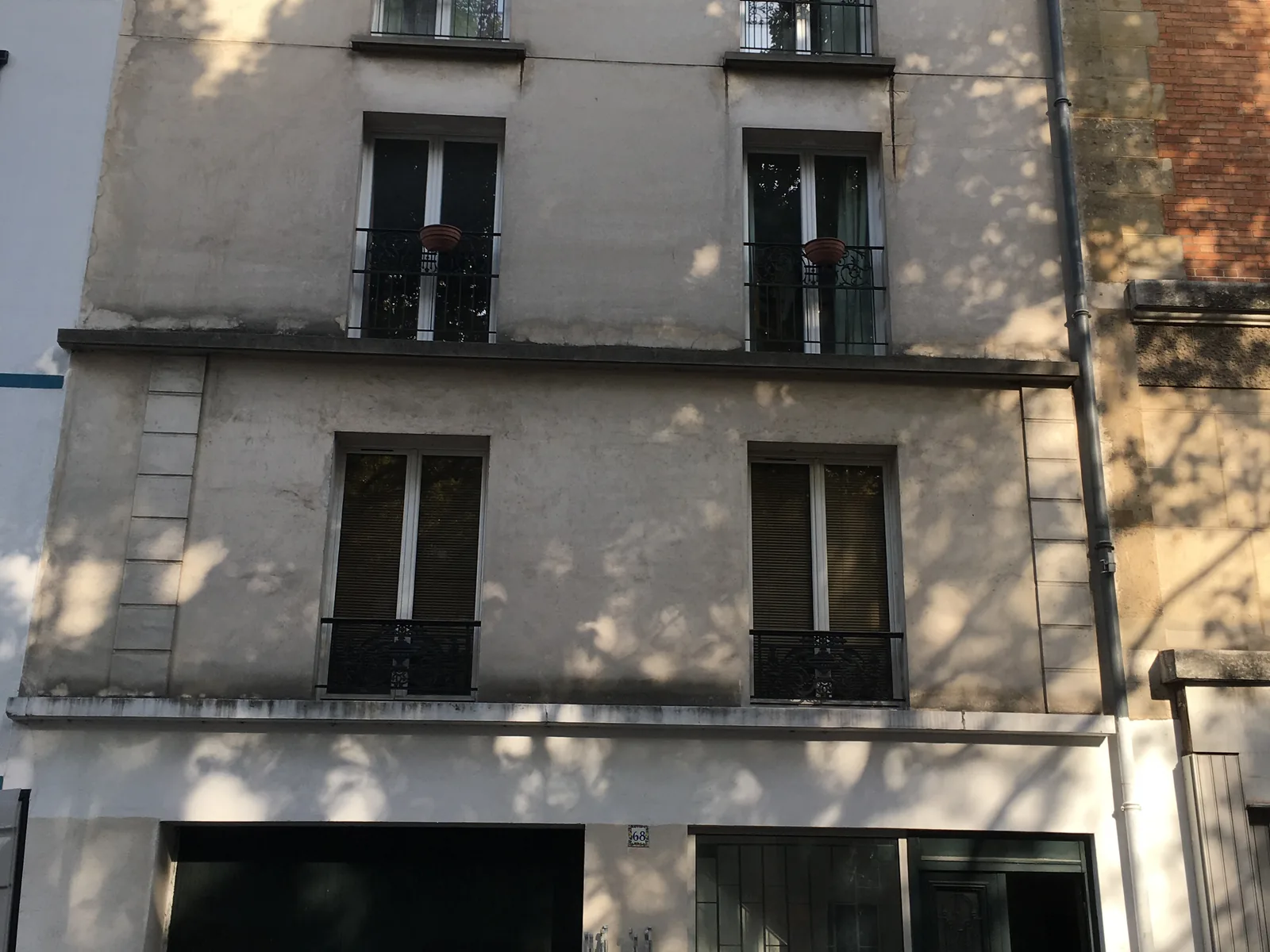 Enduit organo-minéral sur système d'armature Paris — avant
